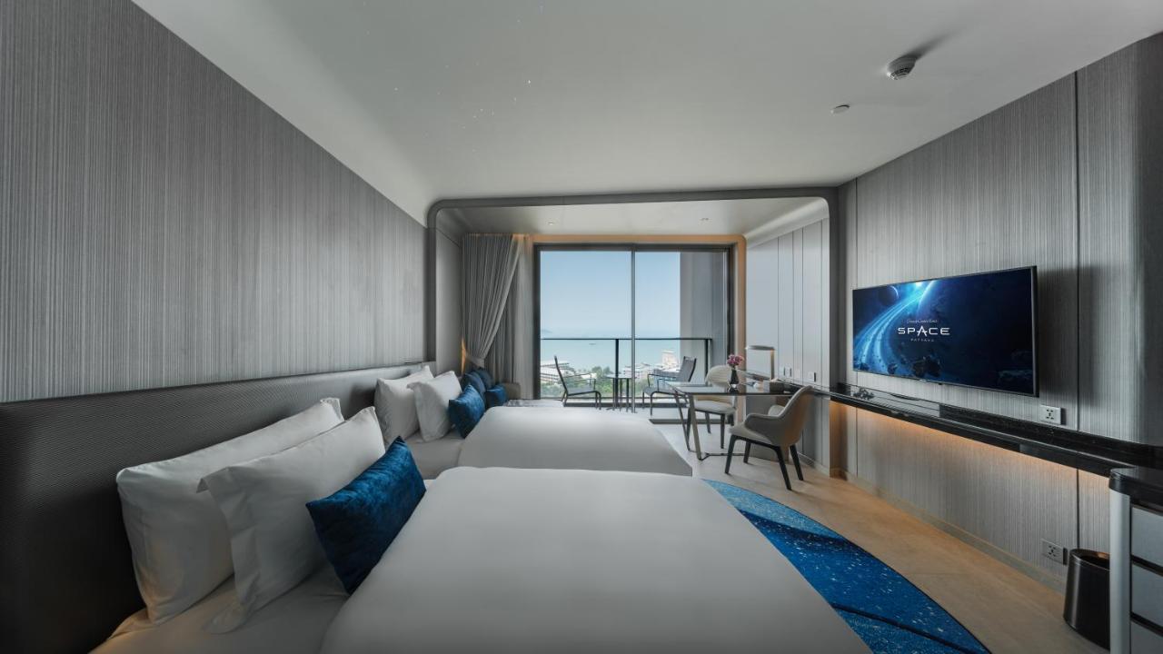 Grande Centre Point Space Pattaya Eksteriør billede Deluxe Ocean View